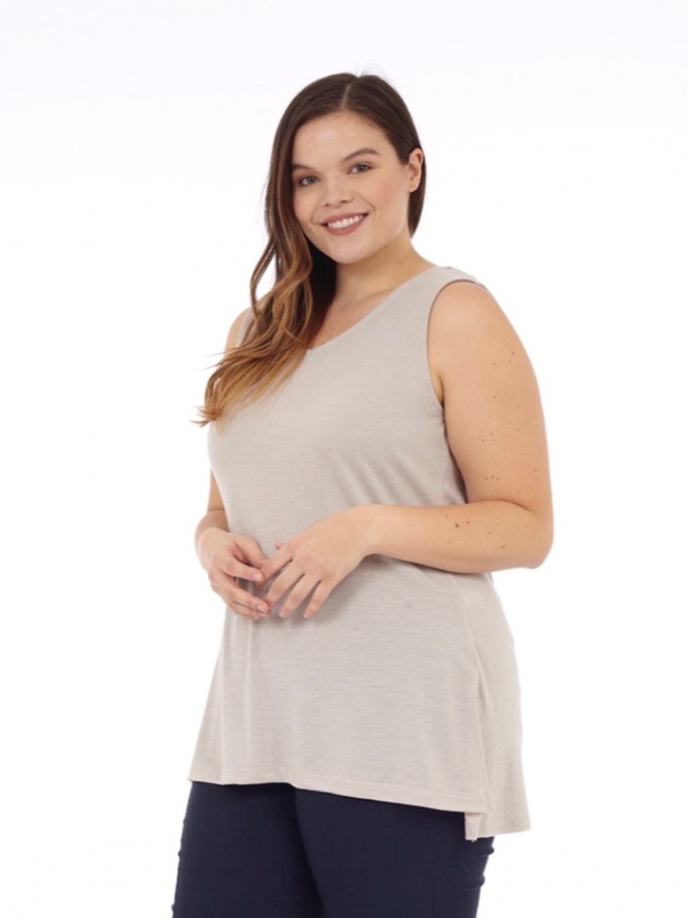 Plus (Full Figure) V-Neck Linen Blend Tank Top.